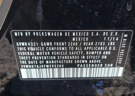 2015 Volkswagen Jetta 1.8T Se z USA, uszkodzony, nr VIN 3VWD07AJ0FM255204